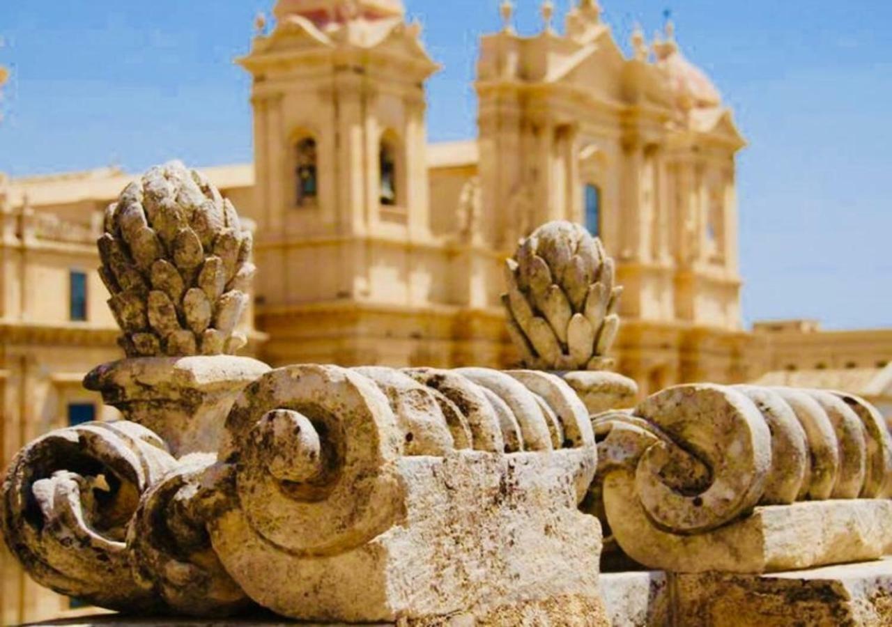 Ferienwohnung The Stone Garden Noto Exterior foto