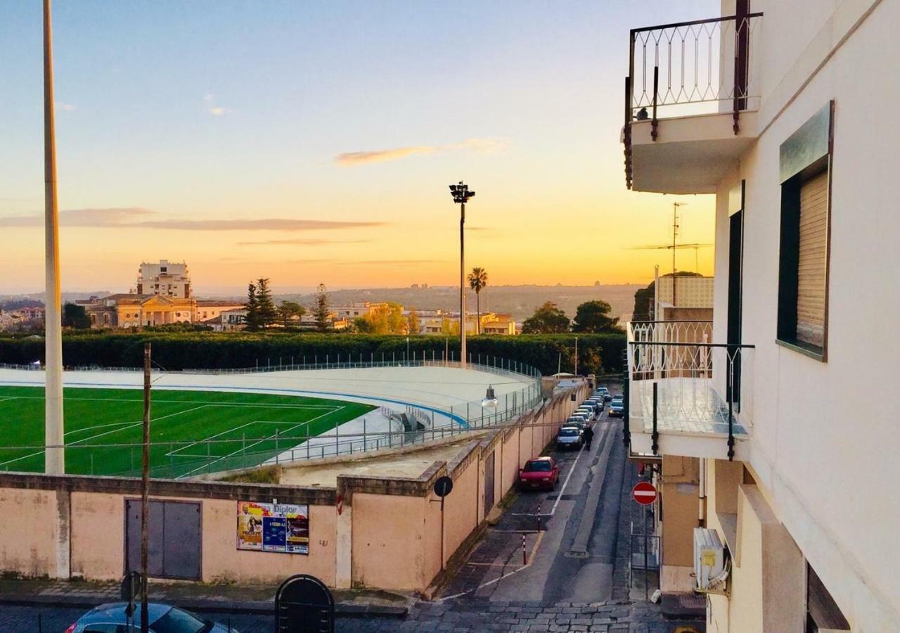 Ferienwohnung The Stone Garden Noto Exterior foto